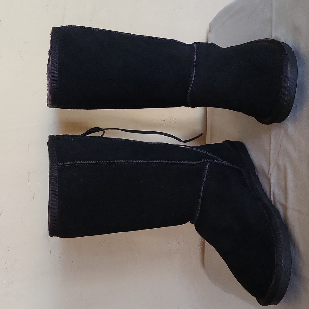 UGG Classic Tall Black Boots Pre-owned WO's 8